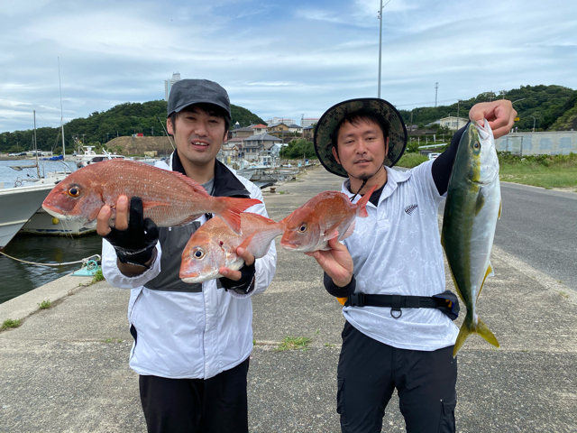 愛知県南知多 篠島のウイングはジギング エギングガイドの釣り船 ルアー船 です 7月15日 マダイ好調