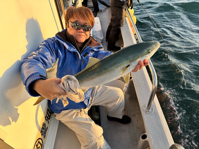 12月10日 今日はワラサ~