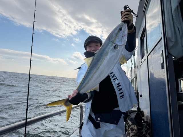 2月1日 今日もブリの顔見れました