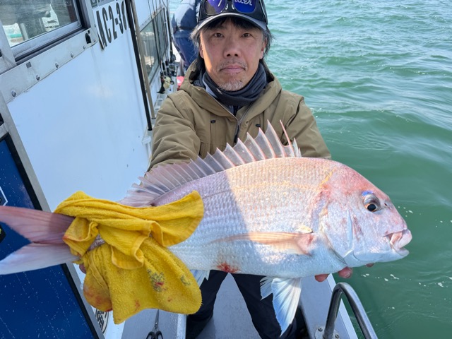 3月21日 今日はタイにハマチに~